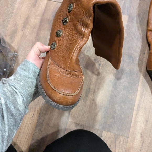 Decorative Brown Real Leather Knee-High Boots - Picture 2 of 4